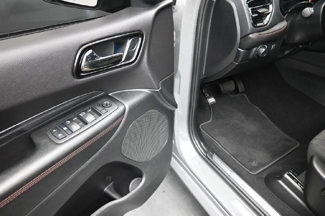 Used 2026 Dodge Durango GT w/ Blacktop Package AWD/4WD image 8