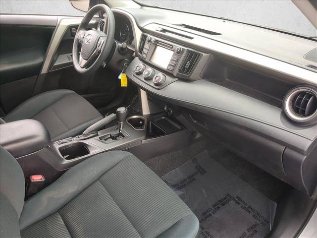 Used 2017 Toyota RAV4 LE w/ All Weather Liner Package FWD image 20