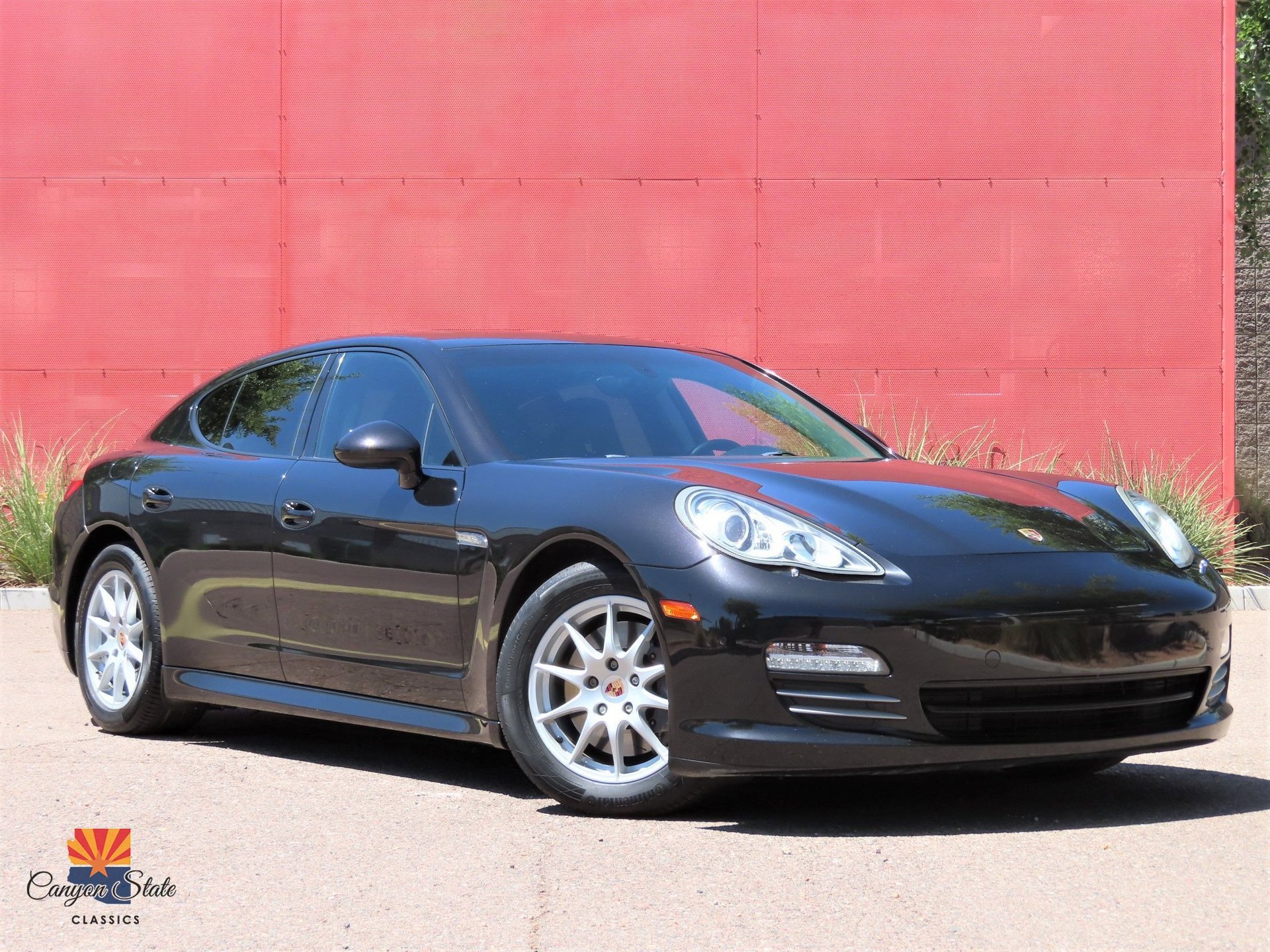 Used 2012 Porsche Panamera 4 image 1