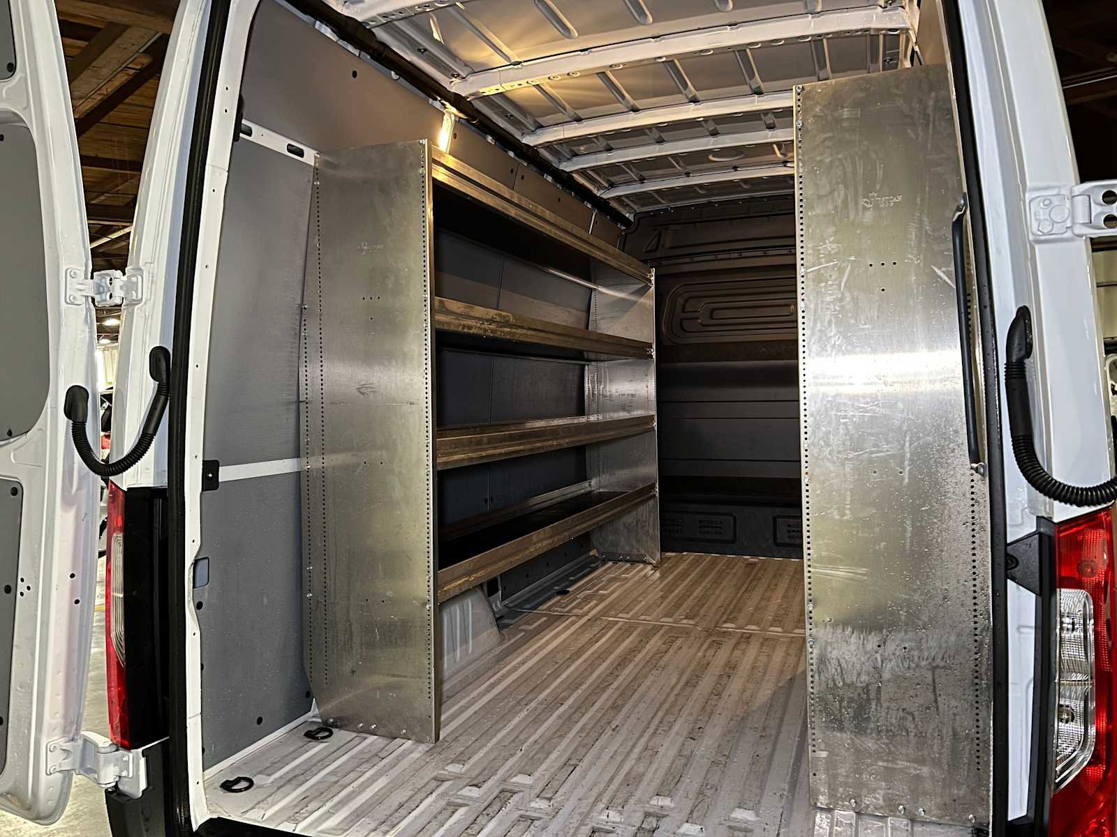 Used 2025 Mercedes-Benz Sprinter 2500 image 19