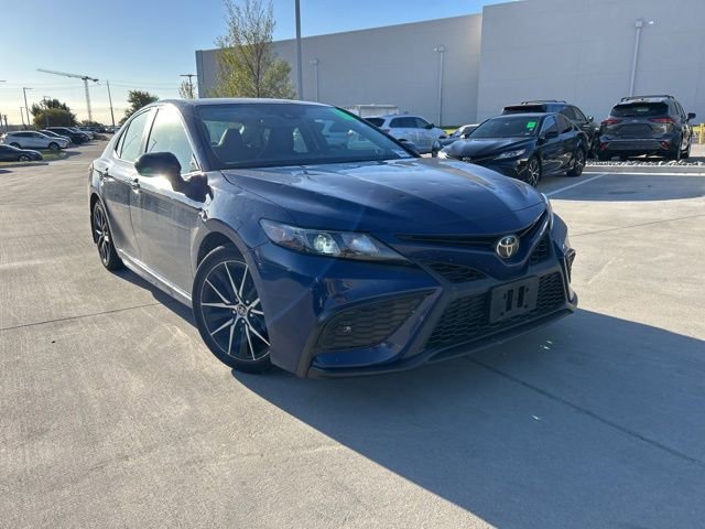 Used 2023 Toyota Camry SE w/ Cold Weather Package
