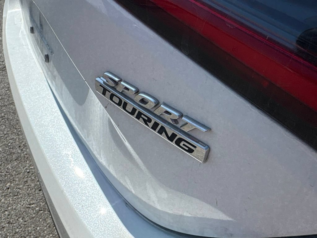 Used 2024 Honda Civic Sport Touring image 4