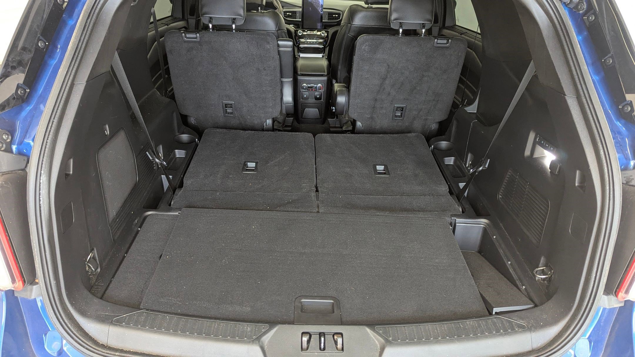 Certified 2023 Ford Explorer ST w/ Equipment Group 401A image 21