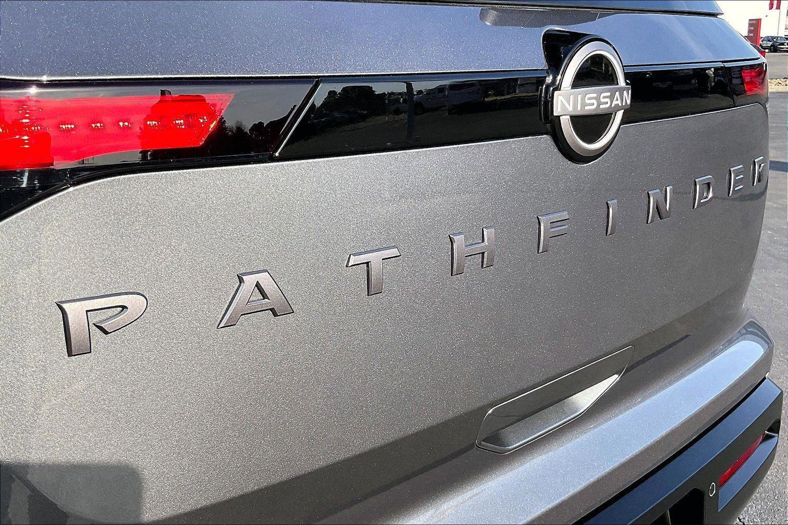 New 2026 Nissan Pathfinder SV AWD/4WD image 13
