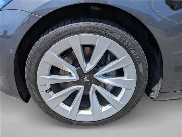 Used 2022 Tesla Model 3 Long Range AWD/4WD image 21
