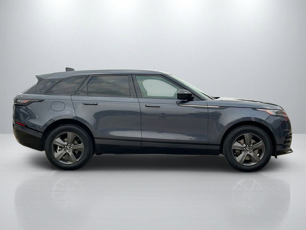 Used 2025 Land Rover Range Rover Velar Dynamic SE image 4