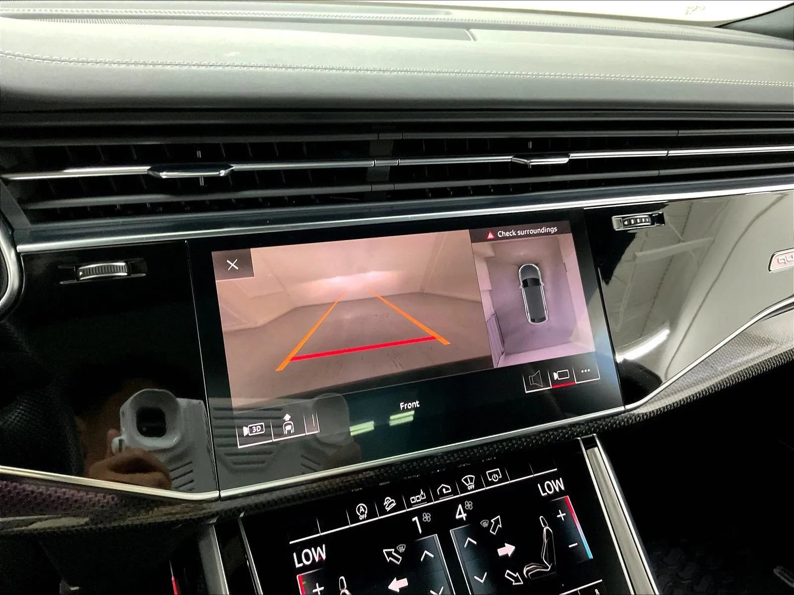 Used 2020 Audi SQ8 Prestige w/ Prestige Package AWD/4WD image 28