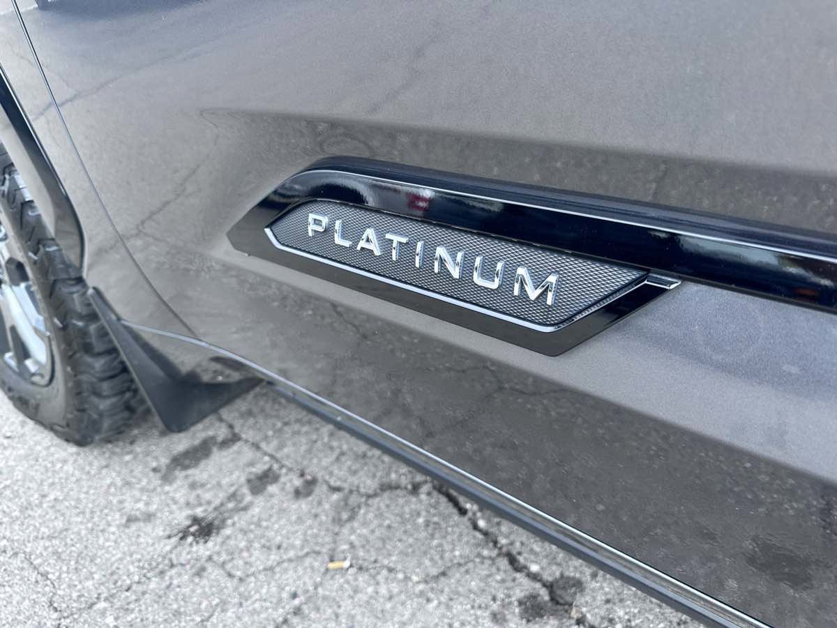 Used 2024 Toyota Sequoia Platinum image 10