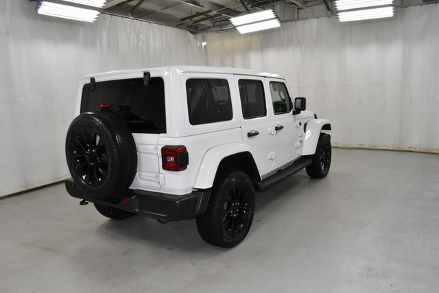 Used 2021 Jeep Wrangler Unlimited Sahara w/ Cold Weather Group image 5