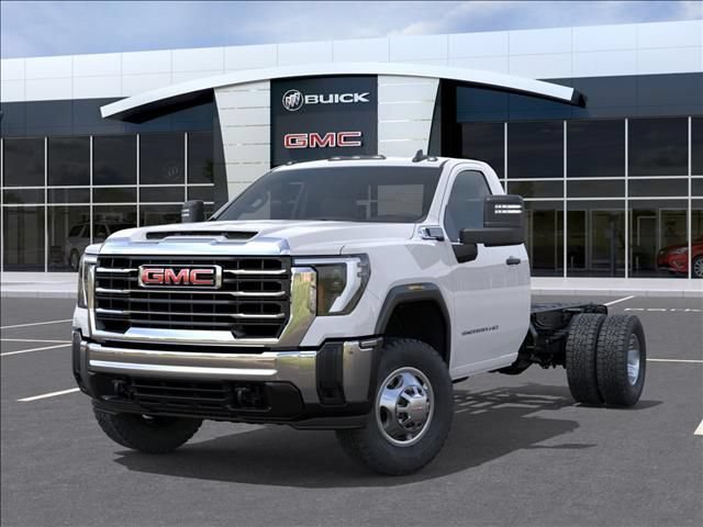 New 2026 GMC Sierra 3500 Pro w/ Convenience Package AWD/4WD image 6