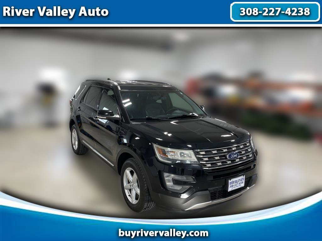 Used 2017 Ford Explorer XLT w/ Equipment Group 202A