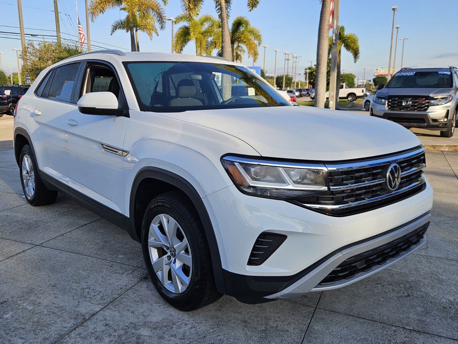 Used 2021 Volkswagen Atlas Cross Sport S image 1