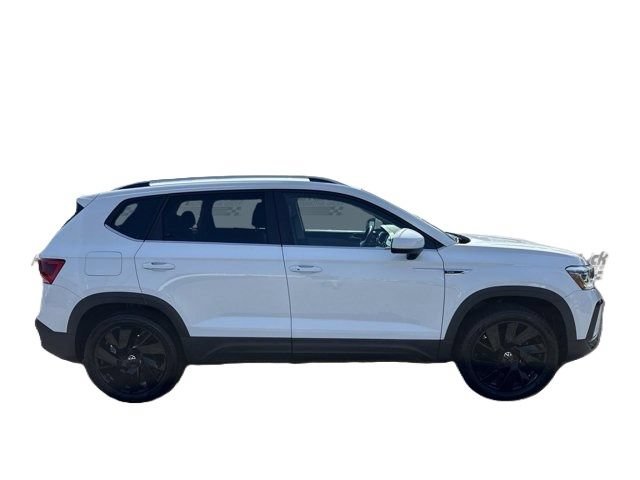 Used 2024 Volkswagen Taos SEL AWD/4WD image 8
