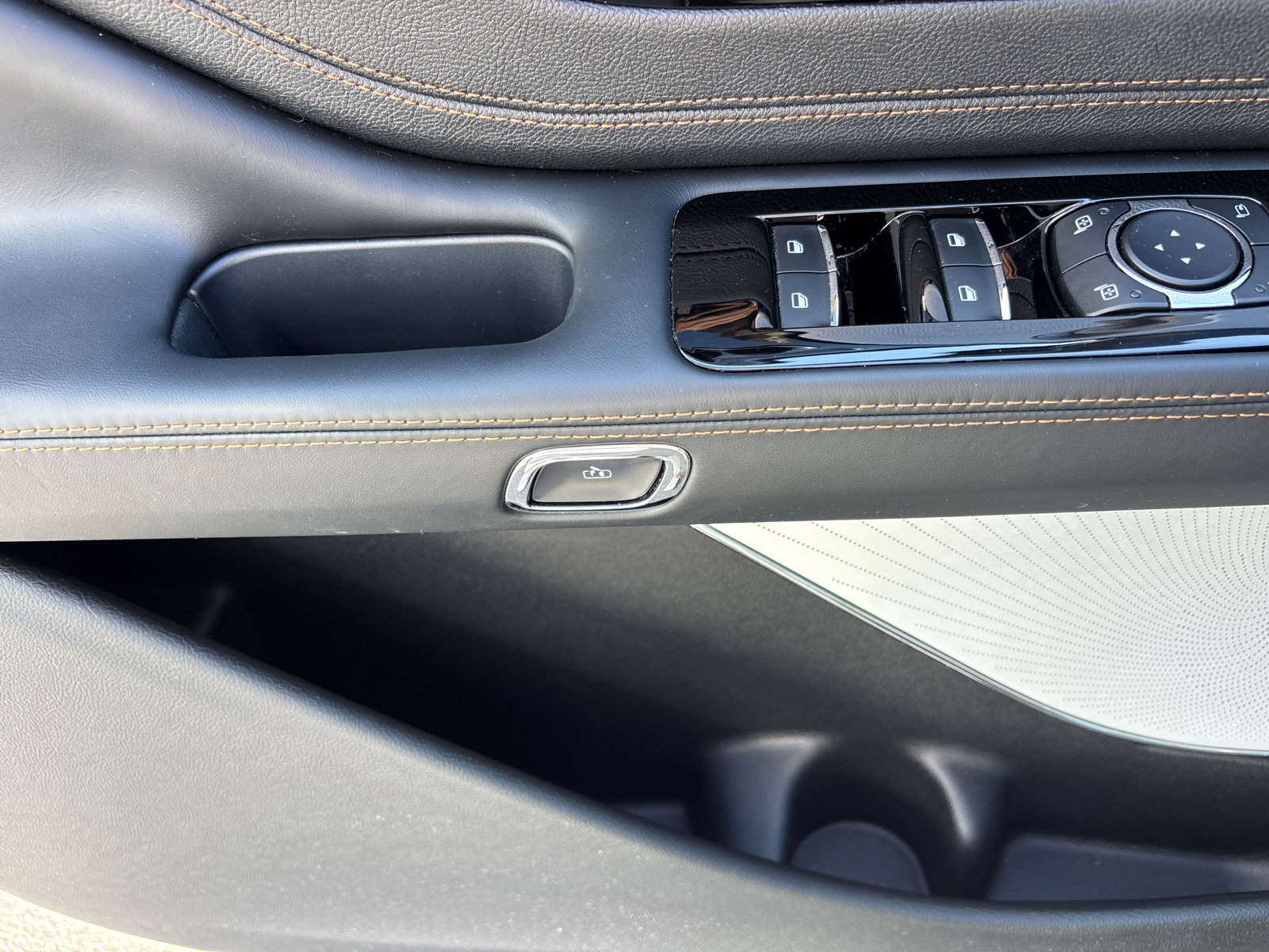 New 2025 Lincoln Aviator Black Label image 14