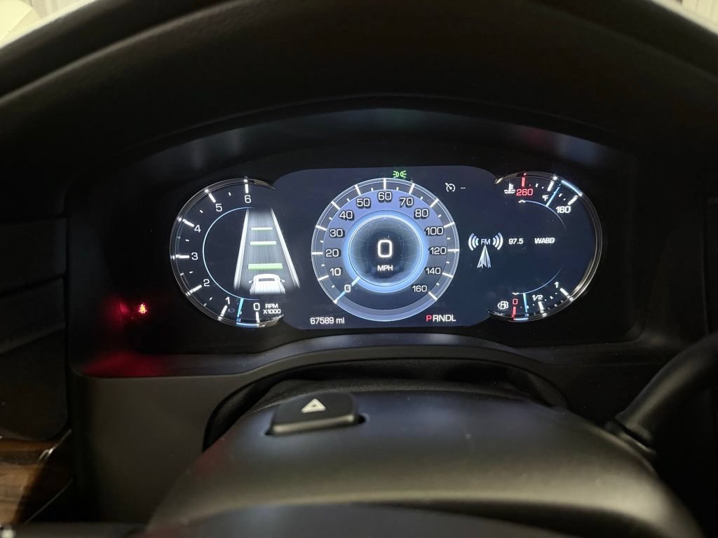 Used 2020 Cadillac Escalade Luxury w/ LPO, Radiant Package AWD/4WD image 15