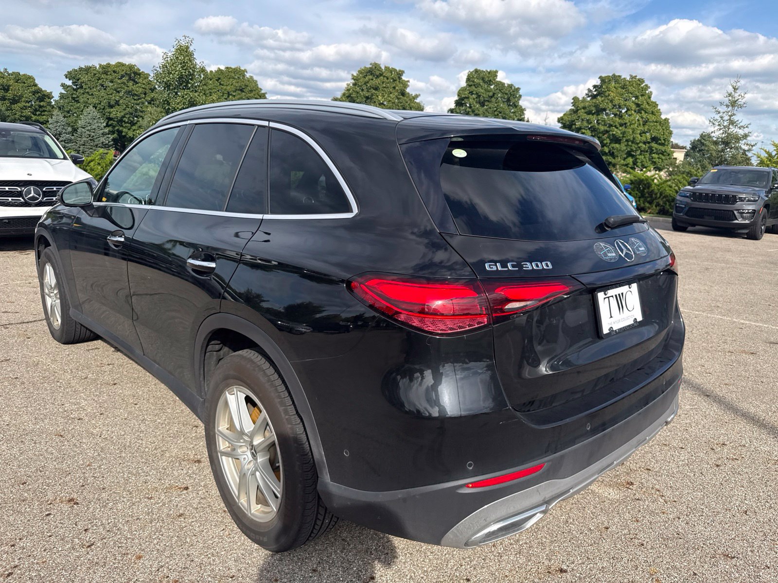 Used 2023 Mercedes-Benz GLC 300 4MATIC image 7