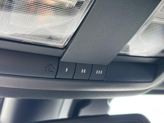 Used 2016 Dodge Challenger SRT Hellcat image 22