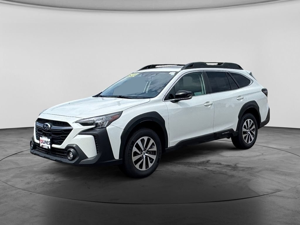 Used 2025 Subaru Outback Premium AWD/4WD image 5