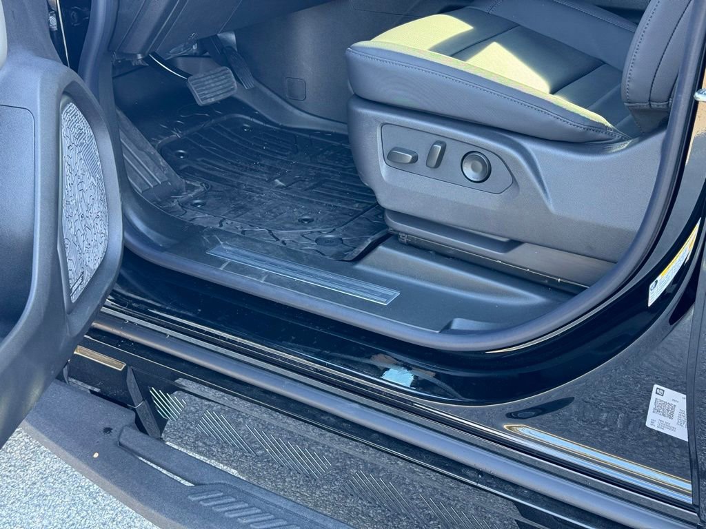 New 2025 GMC Hummer EV 2X image 22