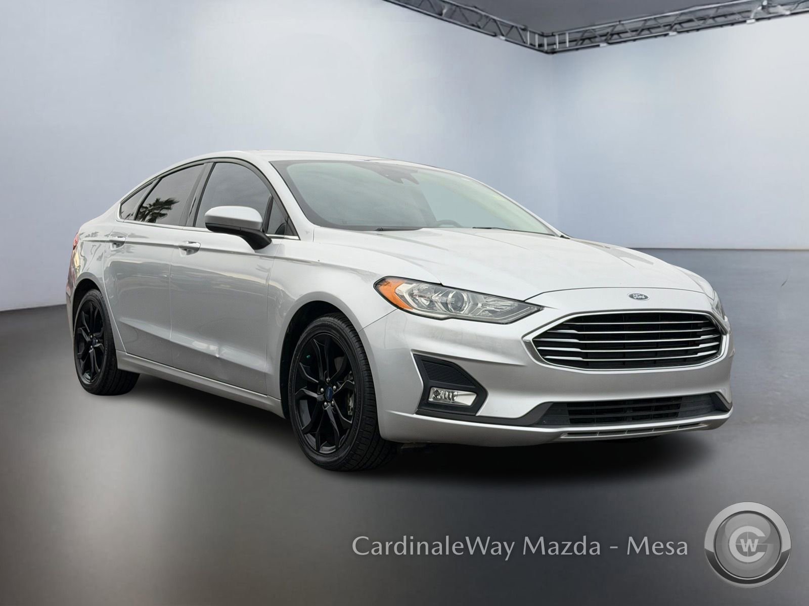 Used 2019 Ford Fusion SE w/ Equipment Group 151A image 2
