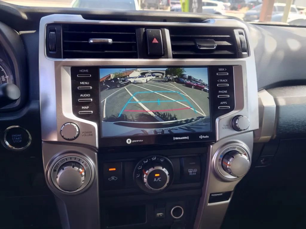 Used 2022 Toyota 4Runner SR5 Premium image 23