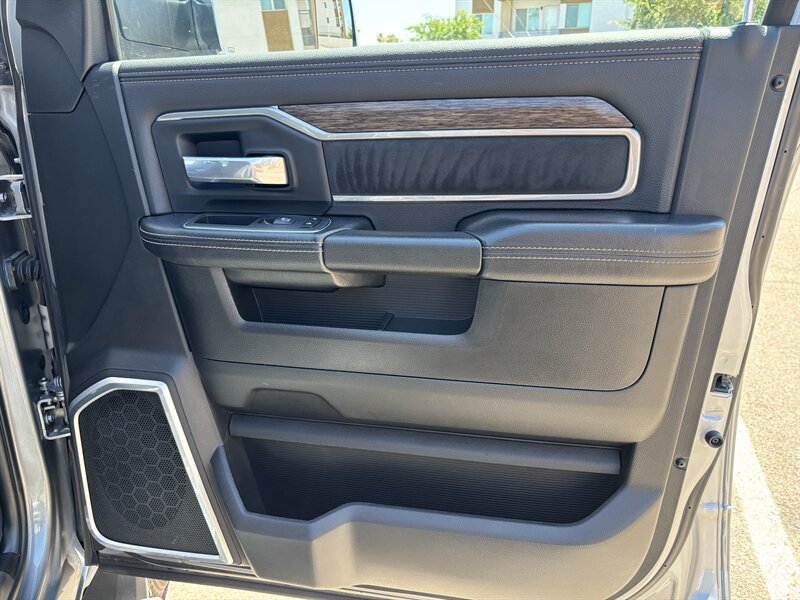 Used 2020 RAM 2500 Laramie AWD/4WD image 33