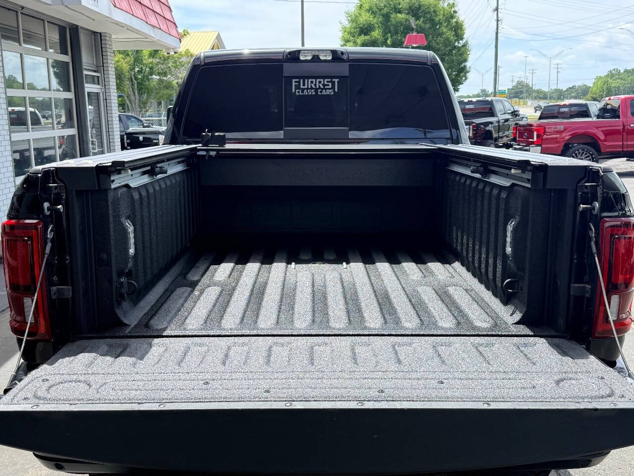 Used 2025 RAM 2500 Limited AWD/4WD image 10