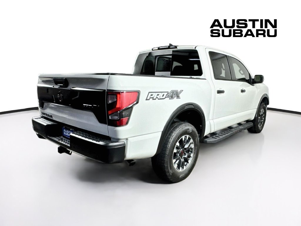 Used 2024 Nissan Titan PRO-4X w/ Pro-4x Convenience Package AWD/4WD image 7