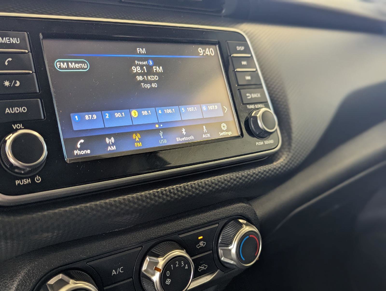 Used 2024 Nissan Kicks S image 24