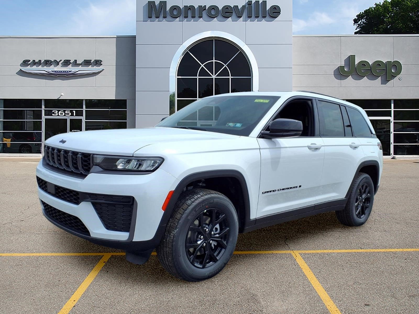 New 2026 Jeep Grand Cherokee Altitude