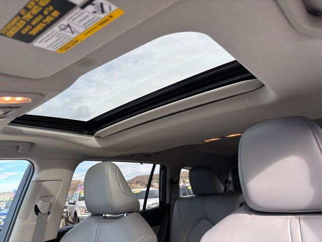 Used 2022 Toyota Highlander XLE image 30