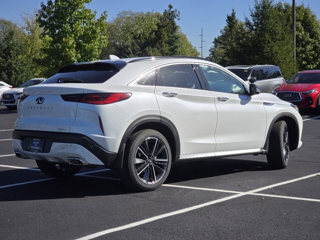 Certified 2025 INFINITI QX55 Luxe w/ Cargo Package AWD/4WD image 19