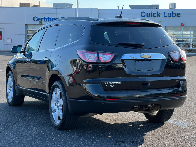 Used 2017 Chevrolet Traverse LT w/ Style and Technology Package FWD image 11