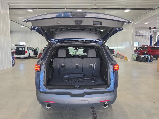 Used 2023 Chevrolet Traverse LT AWD/4WD image 29
