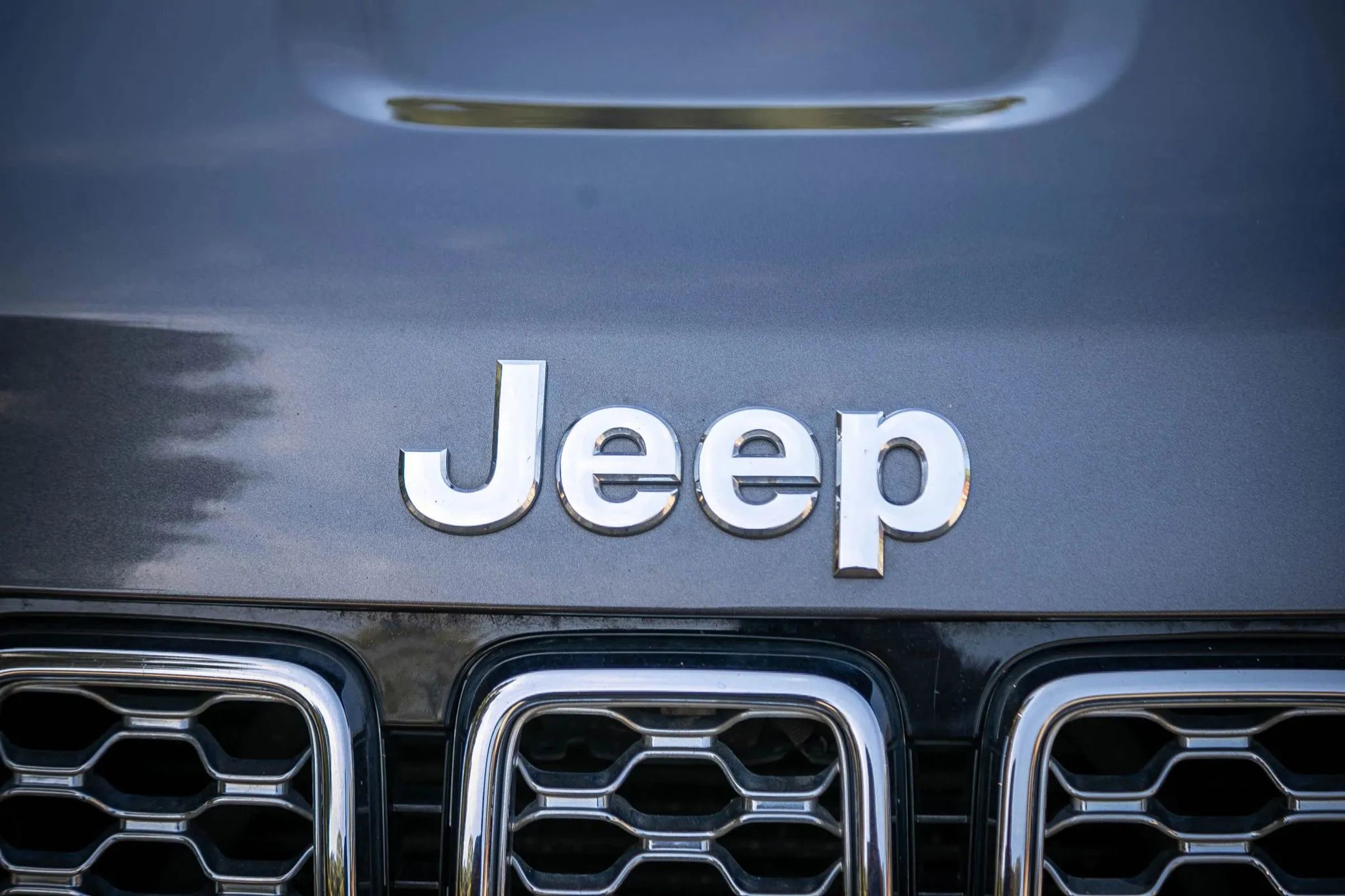 Used 2017 Jeep Grand Cherokee Overland image 15