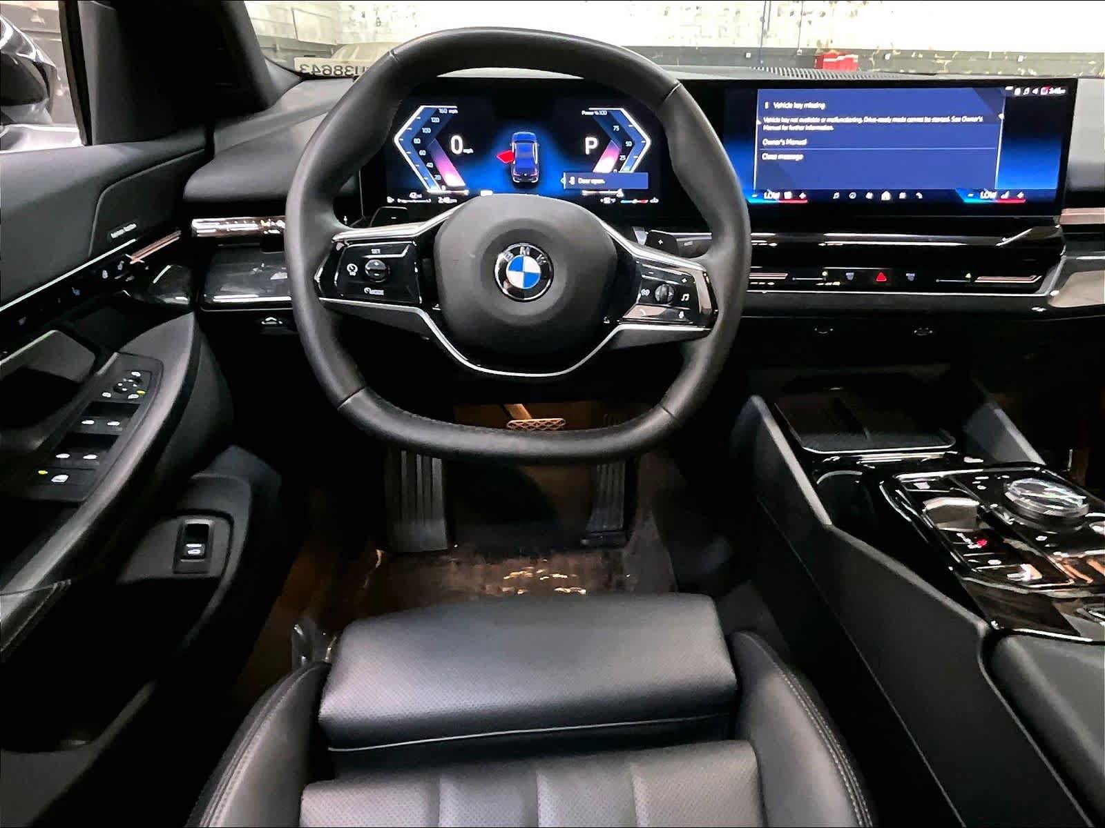 Used 2025 BMW 530i w/ Premium Package RWD image 8