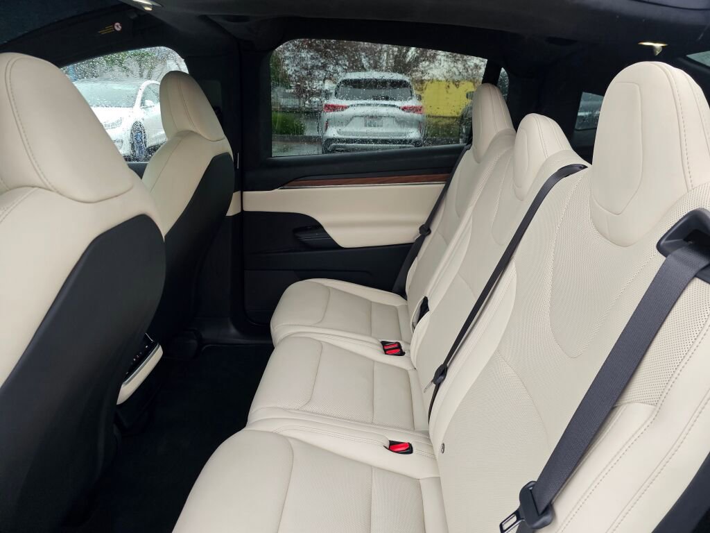 Used 2024 Tesla Model X Long Range image 20