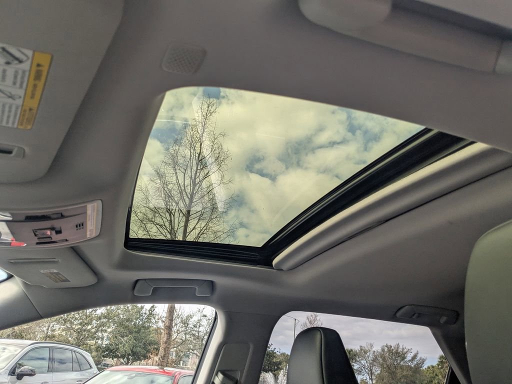 Used 2021 Lexus RX 350L FWD w/ Premium Package image 7