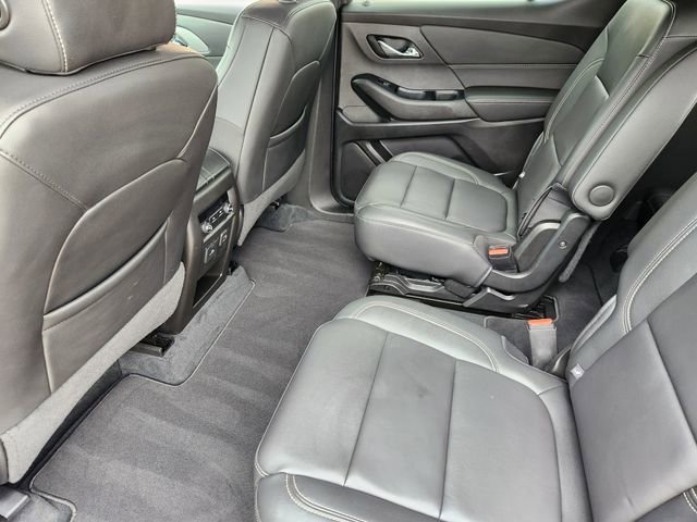 Used 2023 Chevrolet Traverse LT w/ LT Premium Package FWD image 32