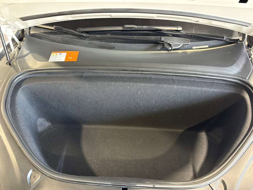 Used 2017 Tesla Model X 75D AWD/4WD image 64