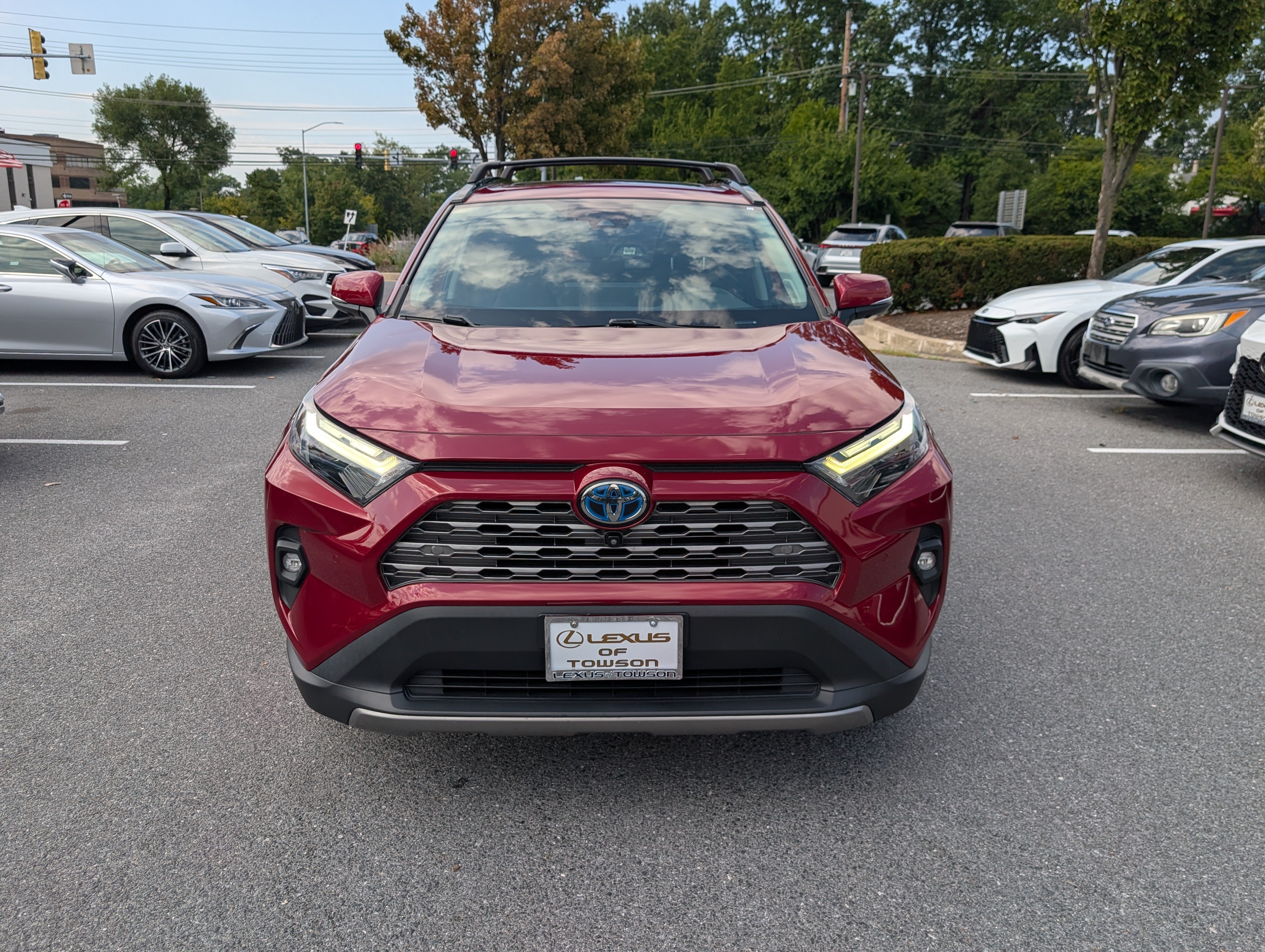 Used 2023 Toyota RAV4 Limited AWD/4WD image 8