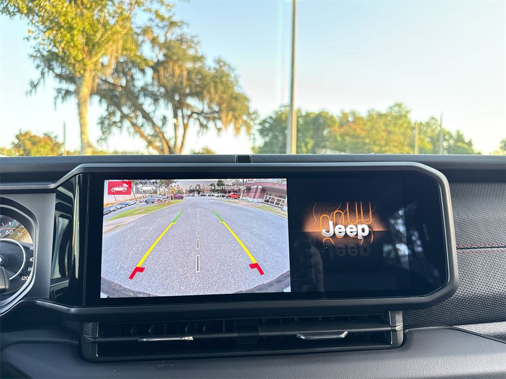 New 2025 Jeep Wrangler Unlimited Rubicon w/ Steel Bumper Group image 23