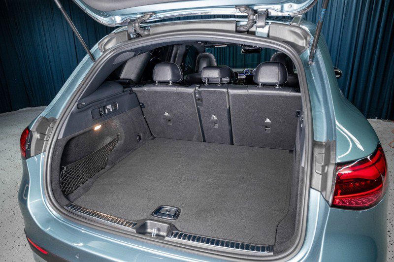 New 2026 Mercedes-Benz GLC 300 4MATIC image 6