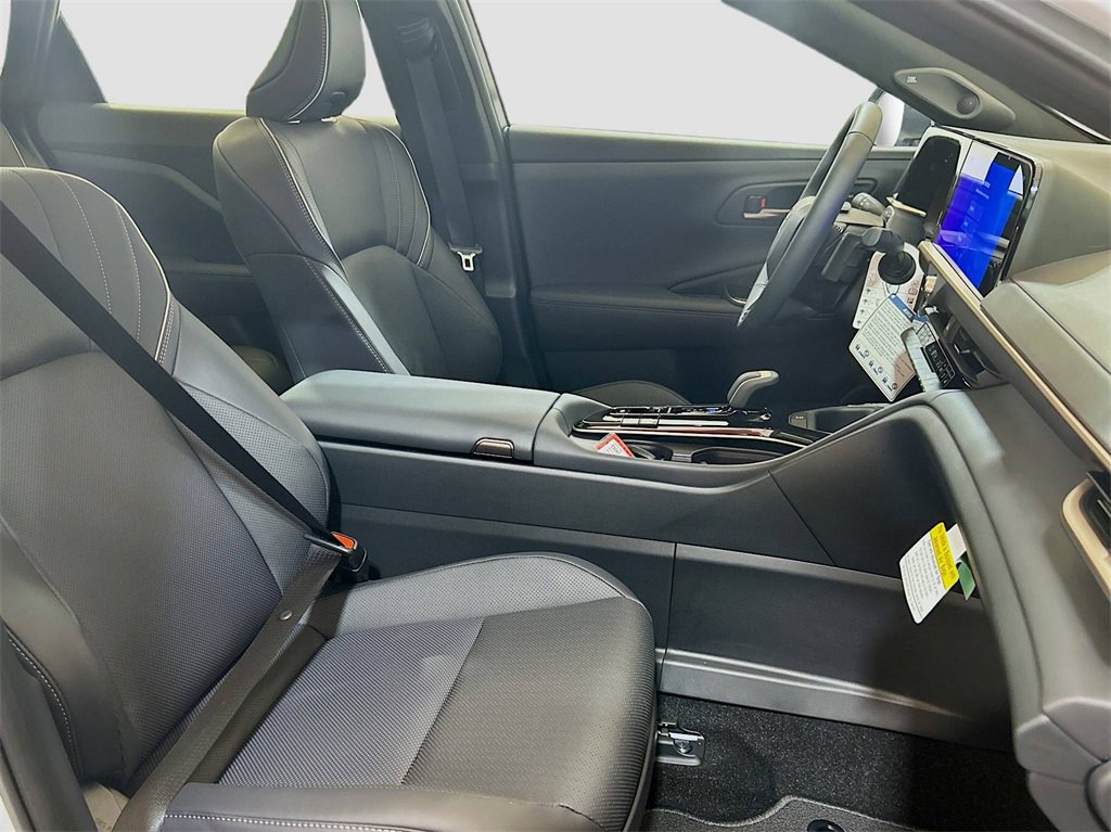 New 2025 Toyota Crown Signia image 28