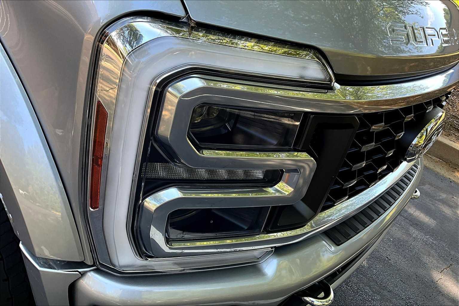 Used 2024 Ford F450 Limited image 52