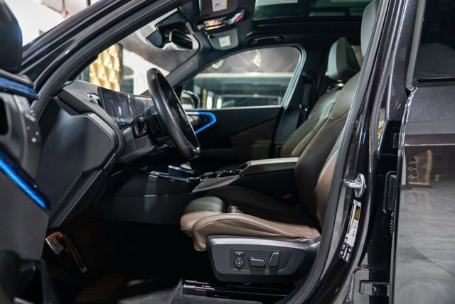 Used 2025 BMW X3 xDrive30i image 9