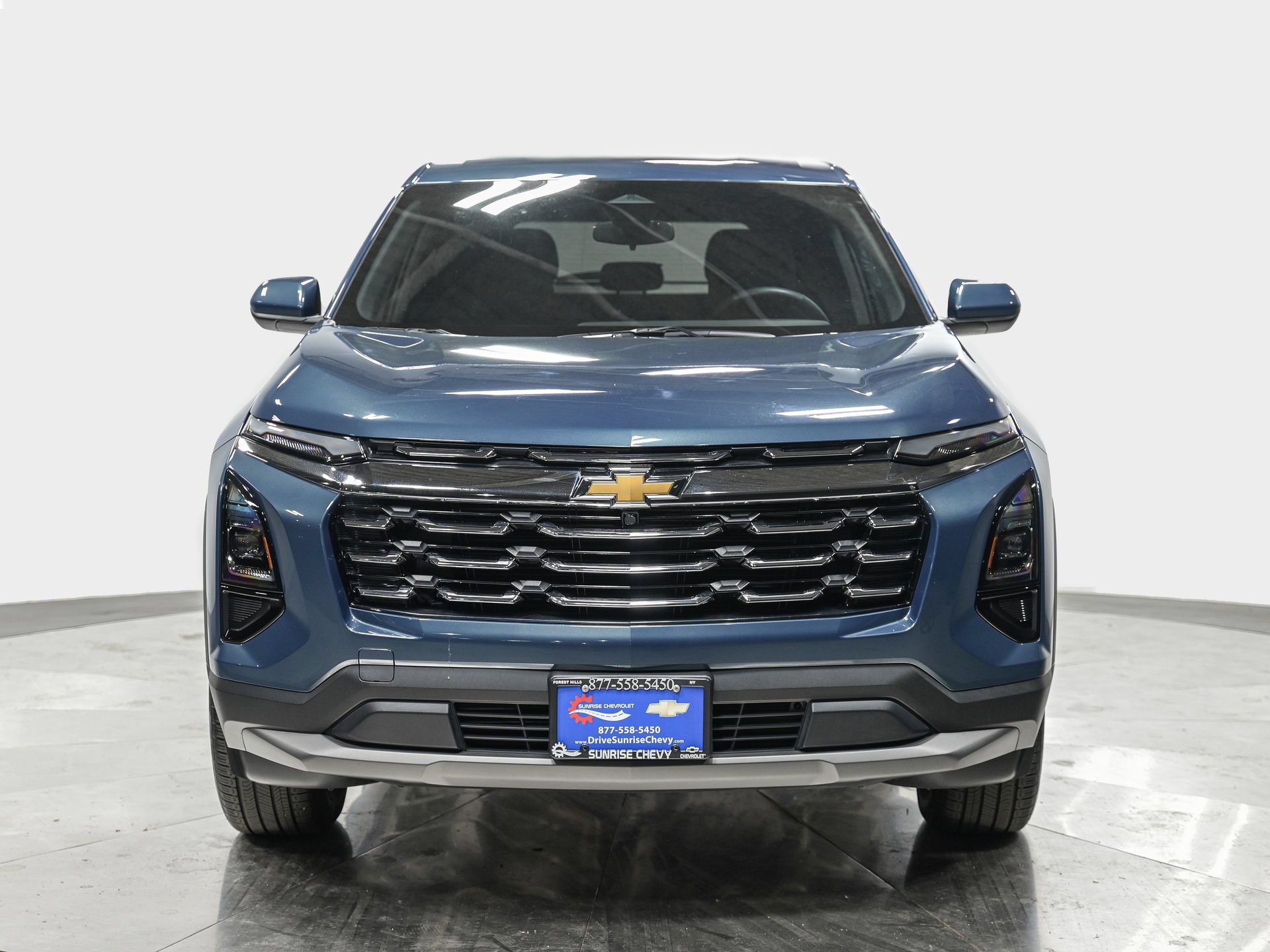 Used 2025 Chevrolet Equinox LT AWD/4WD image 10