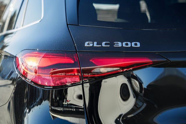 New 2026 Mercedes-Benz GLC 300 4MATIC image 7