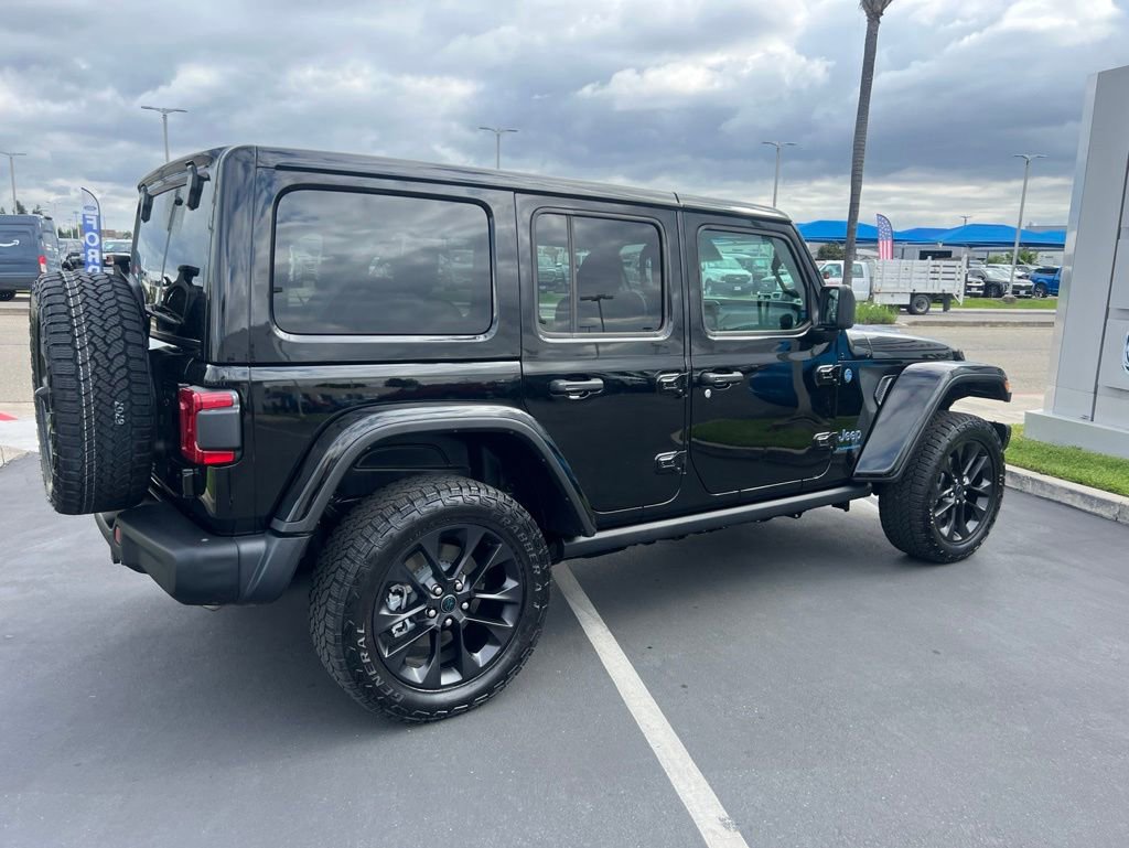 Used 2025 Jeep Wrangler Backcountry 4xe AWD/4WD image 14