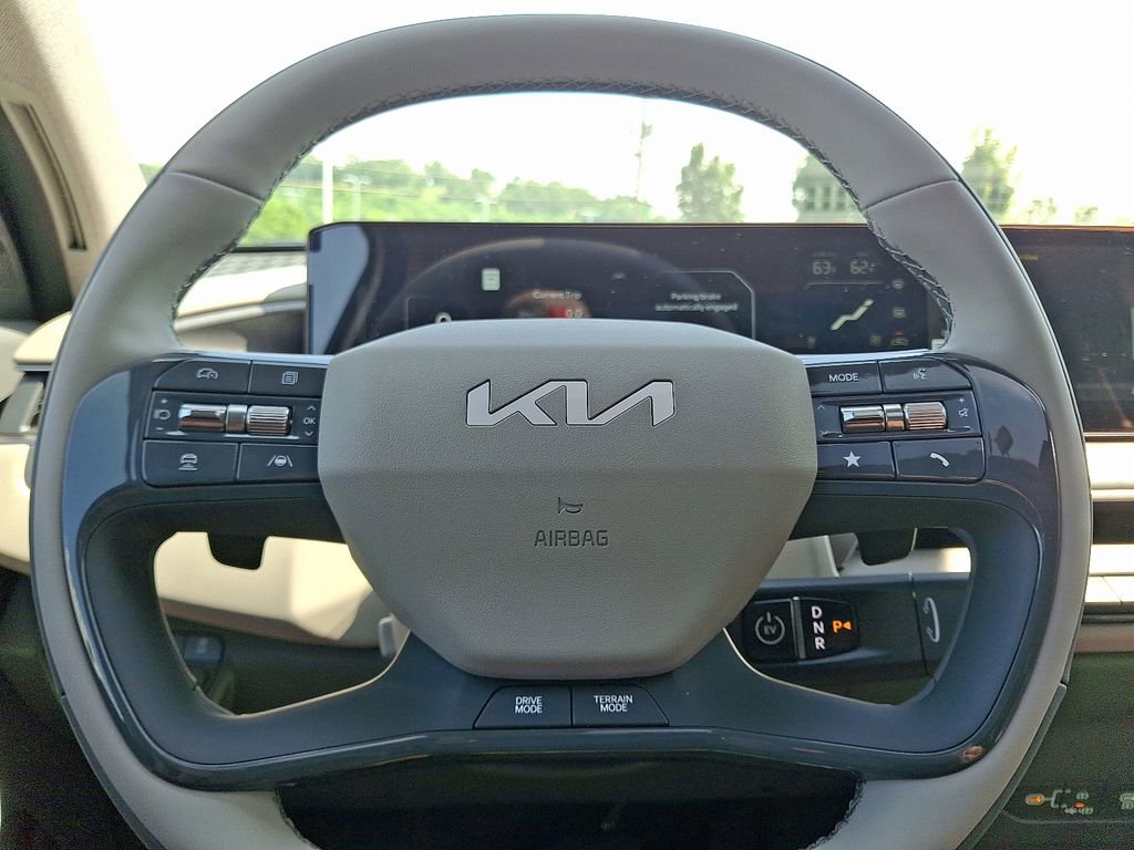 New 2026 Kia EV9 Wind image 18